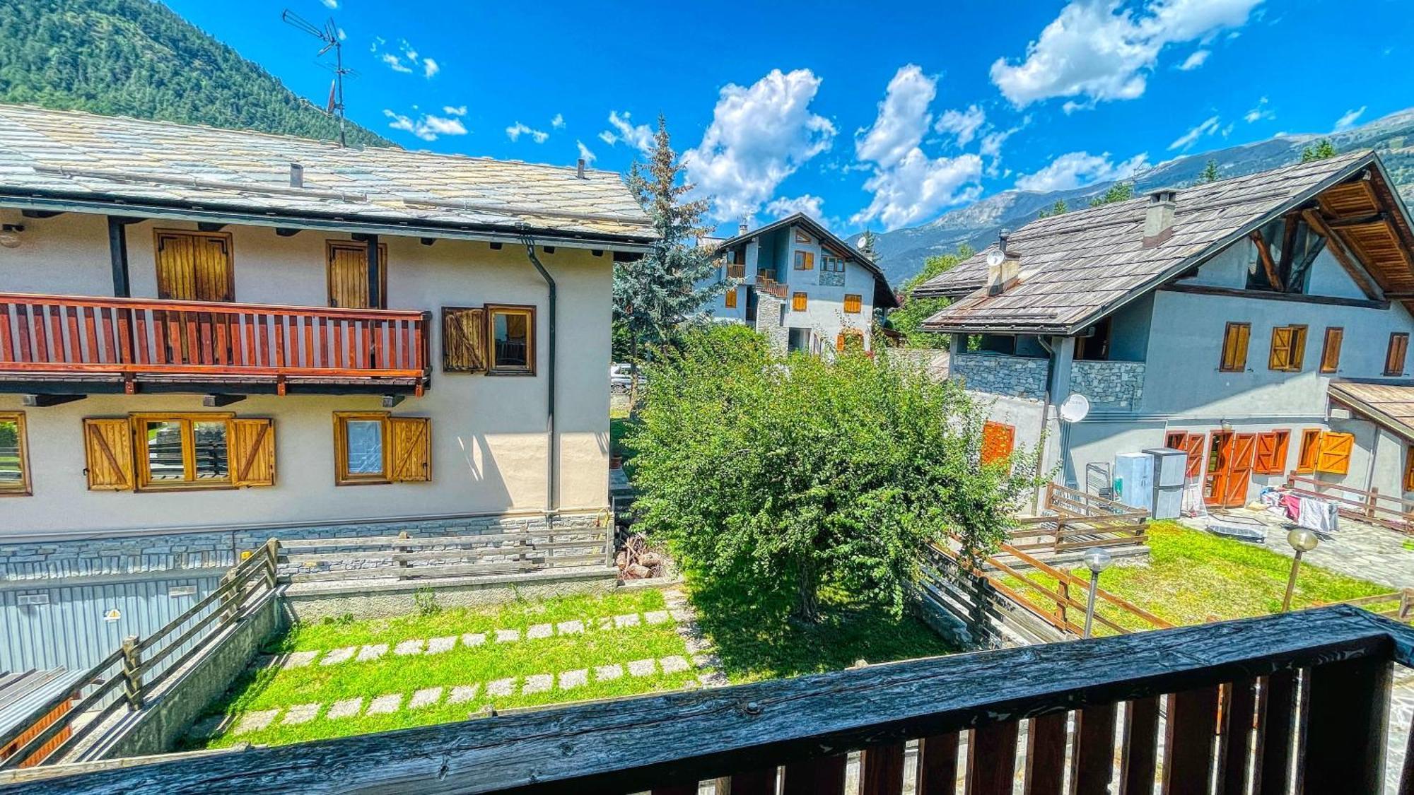 Appartamento Bellavista - Affitti Brevi Italia Oulx Dış mekan fotoğraf