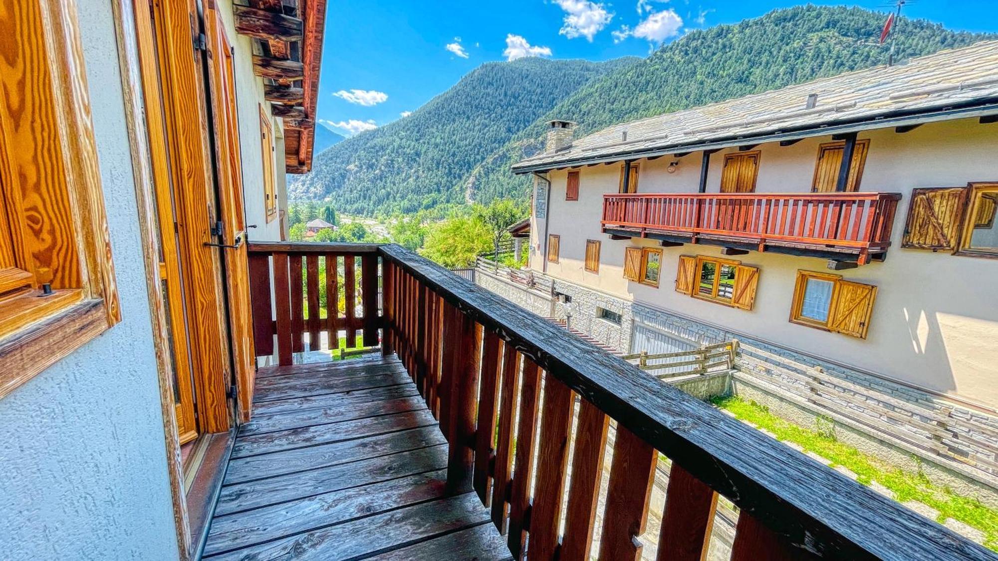 Appartamento Bellavista - Affitti Brevi Italia Oulx Dış mekan fotoğraf