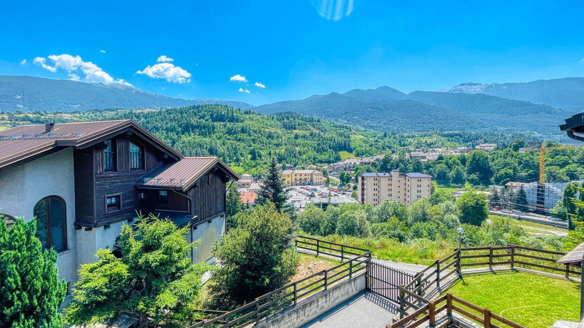 Appartamento Bellavista - Affitti Brevi Italia Oulx Dış mekan fotoğraf