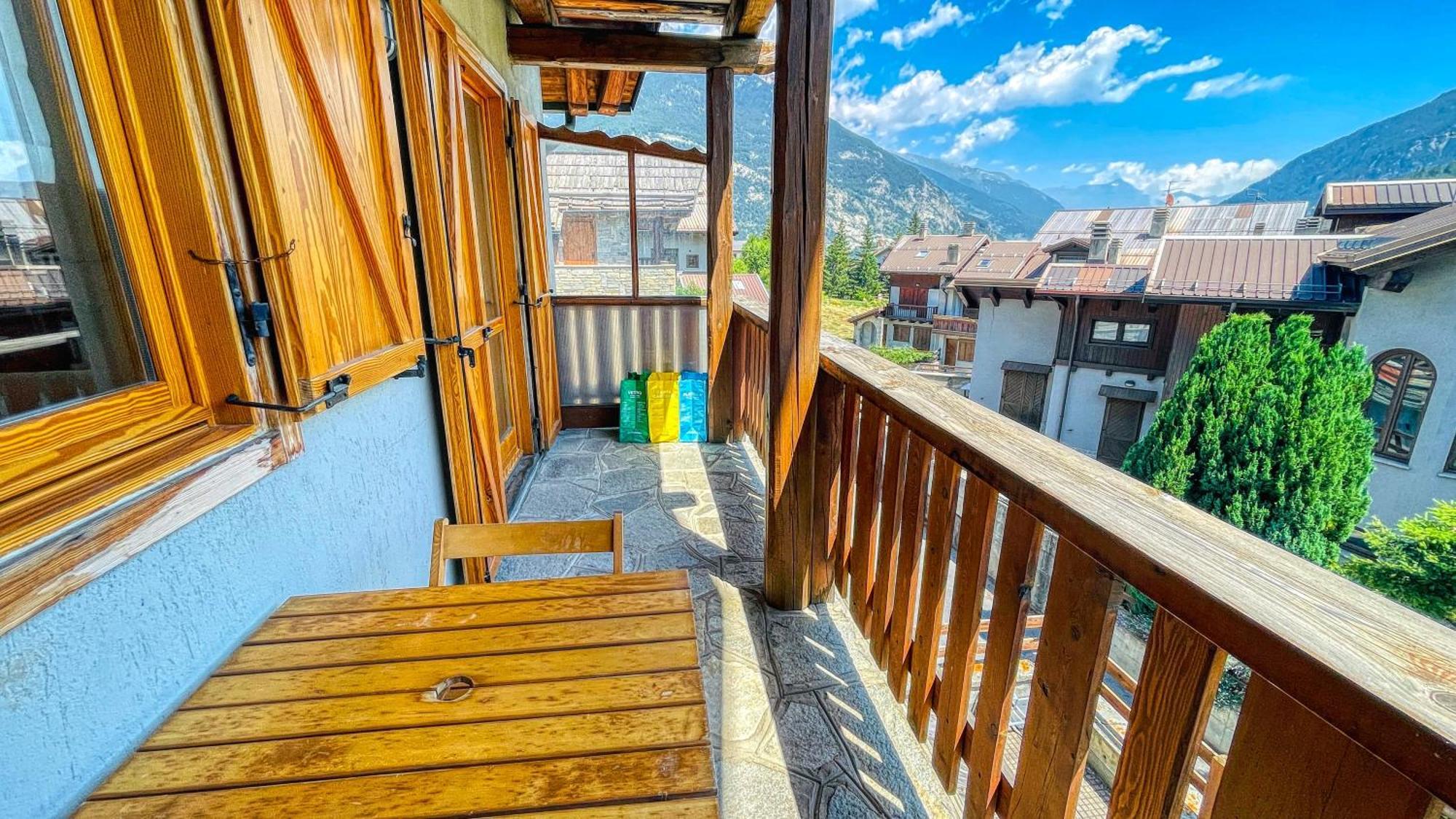 Appartamento Bellavista - Affitti Brevi Italia Oulx Dış mekan fotoğraf